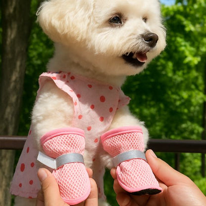 Chaussures chien​ rose mains maitre au pattes