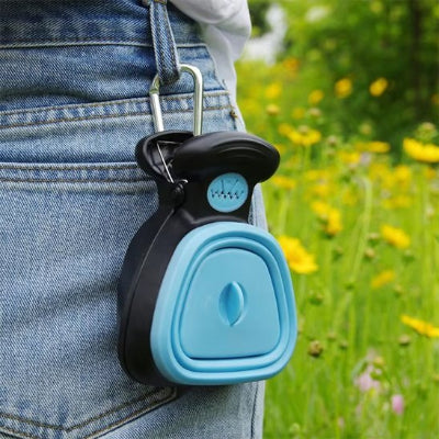 ramasse crottes pour chien solide sans limite accroche dans la ceinture de son maitre

