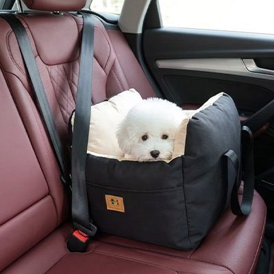 Siege auto chien doux et sécuritaire noir avec chiot